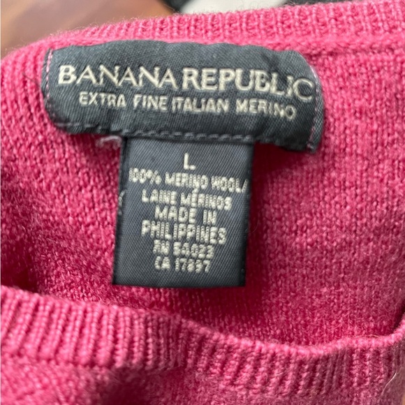 Banana Republic Pink Vintage Marino Wool Crewneck Sweater Size: L - Picture 5 of 7